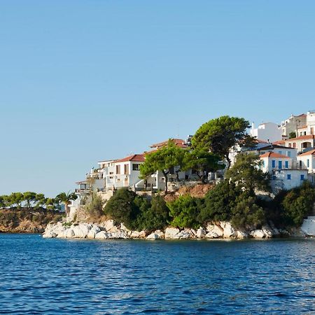 Aparthotel The Water Skiathos-Stadt Exterior foto