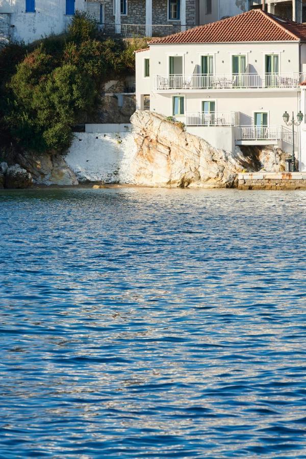 Aparthotel The Water Skiathos-Stadt Exterior foto