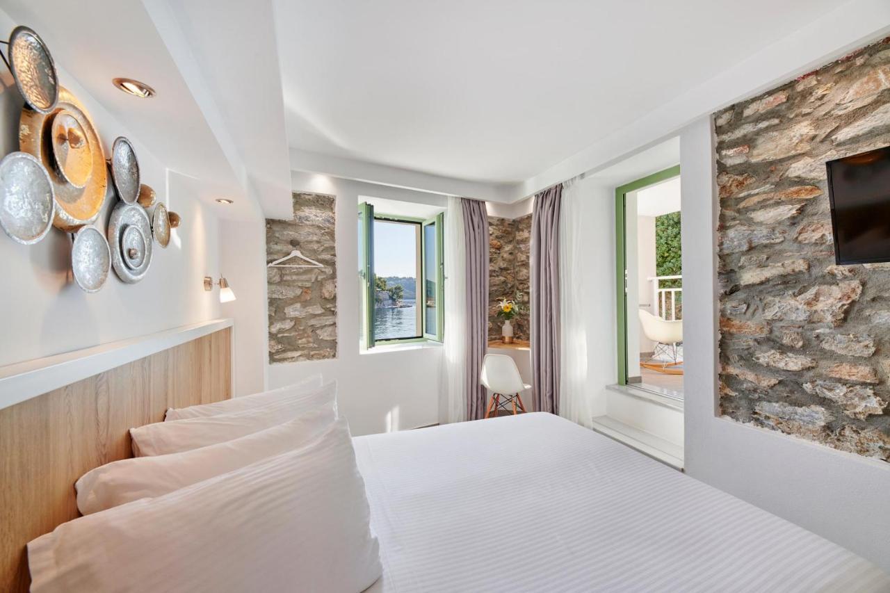 Aparthotel The Water Skiathos-Stadt Exterior foto